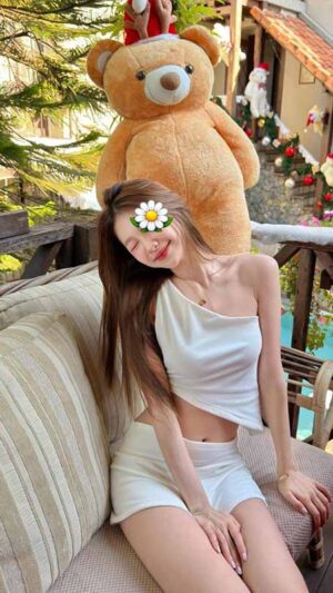 Hà Thu - Mỹ nữ Xuân Hương ngọt ngào, dễ mến