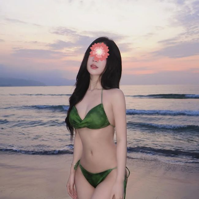 Phương Uyên - Kỹ Nữ Hòa Bắc Chân Dài Lồn Mướt Siêu Dâm