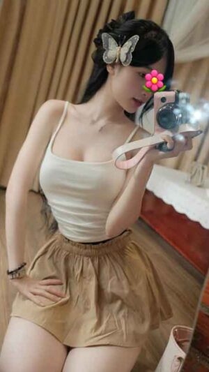 Thu Hà - Kiều nữ Phúc Thọ Lâm Hà vòng 1 căng tròn săn chắc