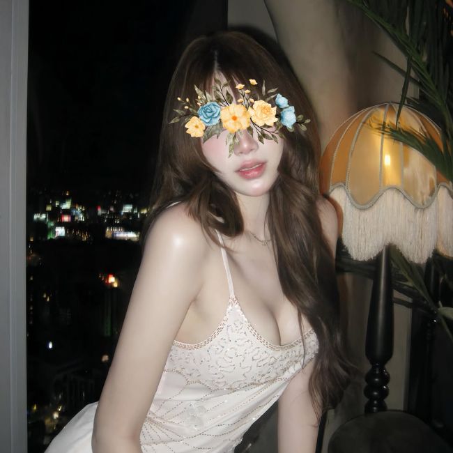 Thúy Huỳnh - Cave Phan Rí Cửa Body Sexy, Da Trắng Mềm