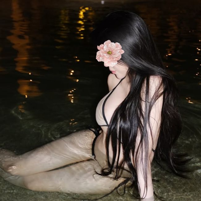 Trang Thư - Mỹ Nhân Hòa Ninh Body Siêu Hot, Vú Bự Chân Dài