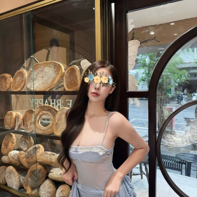 Cẩm Linh - Phò Dâm Nóng, Bướm Ẩm Thèm Khát Cặc - Ảnh 3